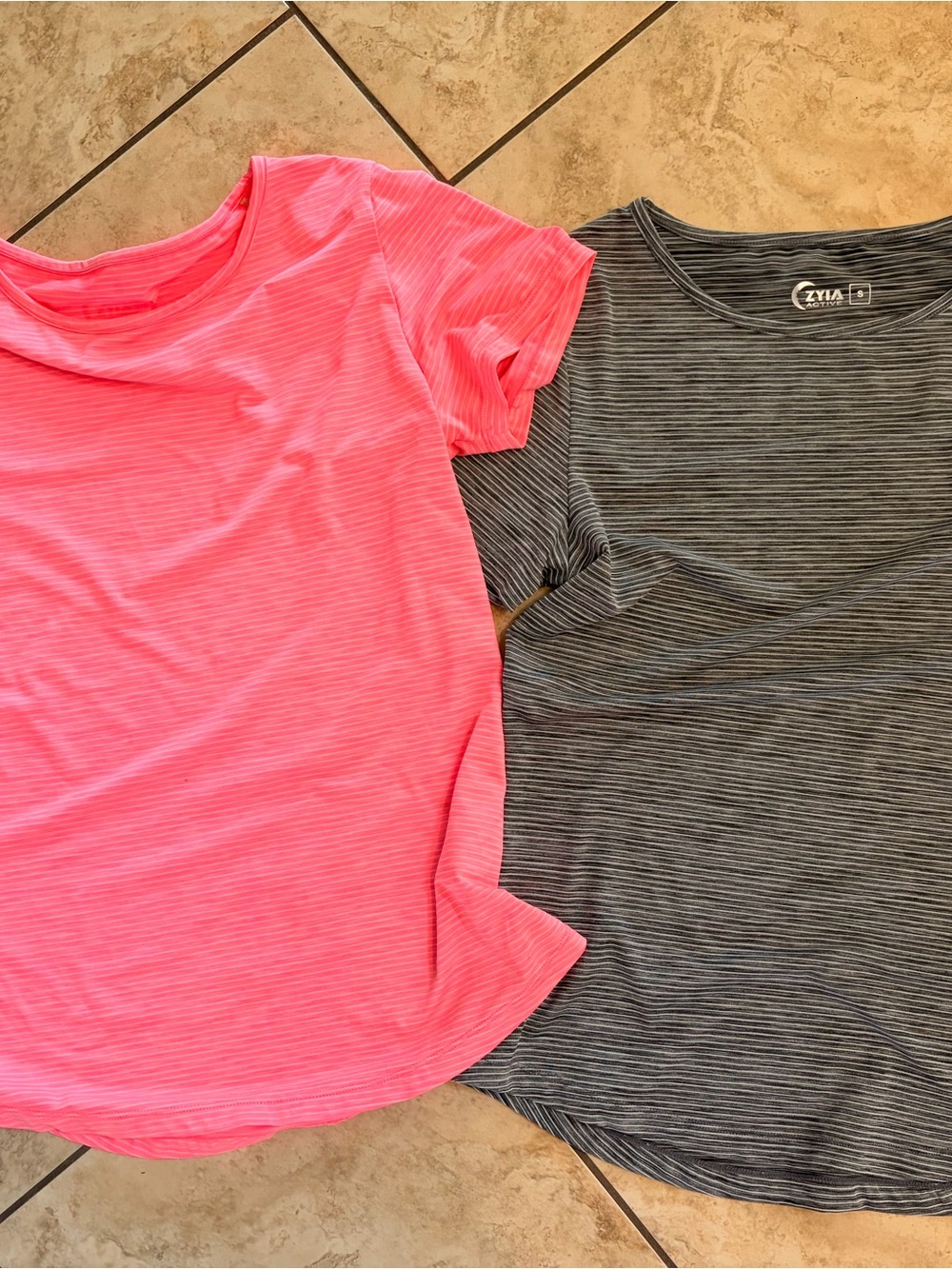 Zyia Pink and Gray Striped Short Sleeve Tops